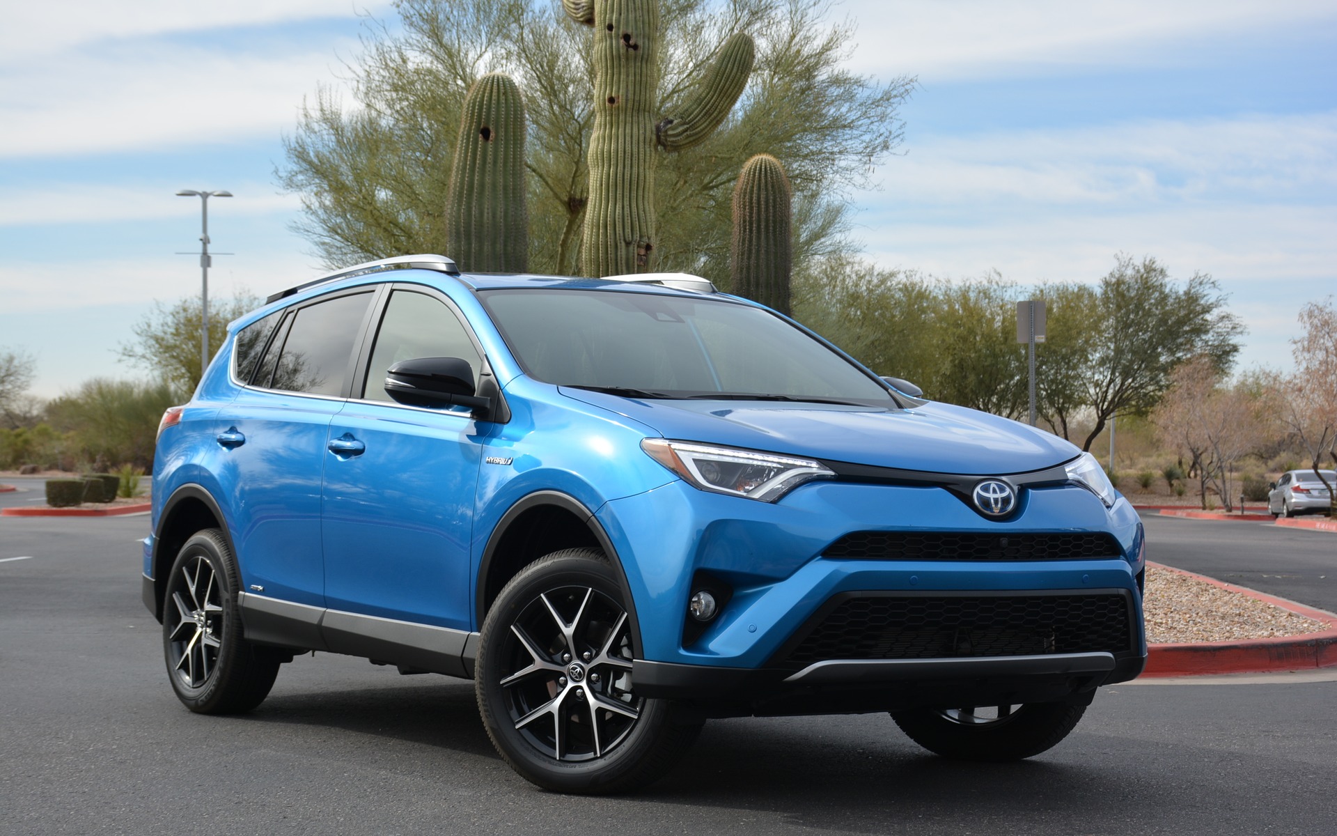 14-15 najspoľahlivejších áut odhalených-Toyota RAV 4
