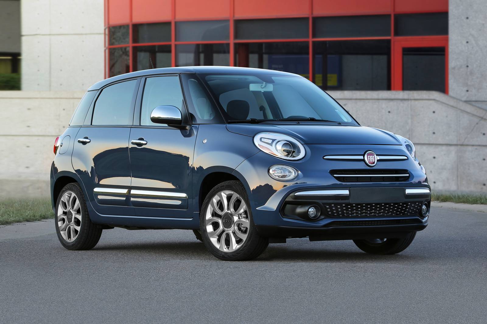 15-15 najspoľahlivejších áut odhalených-Fiat 500L