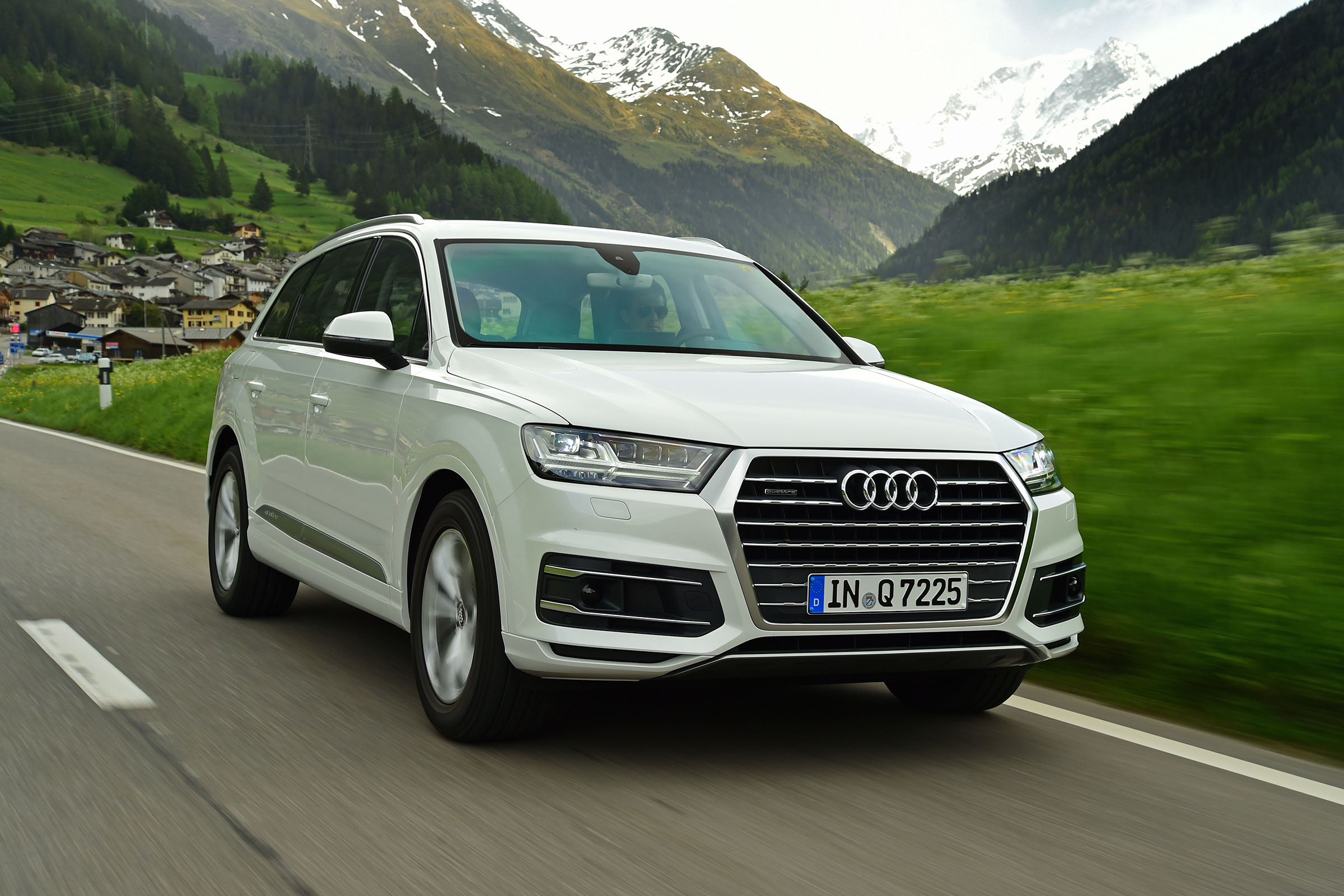 7 - 15 najmenej spoľahlivých áut, ktoré si môžete kúpiť - Audi Q7
